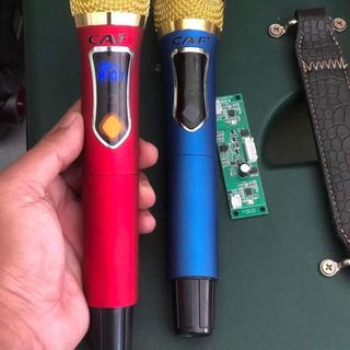 2 Micro không dây loa kéo UHF dùng Pin xanh đỏ có nút tăng giảm nâng tiếng hay Kem