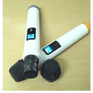 Micro không dây loa kéo UHF dùng Pin có chống hú 1 MIC 2 MIC