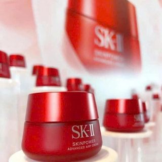 Kem dưỡng da SKII