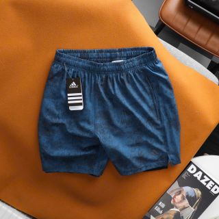 Short das xi giãn runing 2 lớp. Lớp lưới bên trong mềm thoáng mát, co giãn 4c, 2 túi khoá kéo. Phụ liệu hãng Size : m l xl 2xl /2222/8c 6 màu / ri 48c