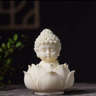 Tượng Phật Ngồi Đài Sen