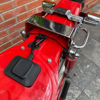 Tay dắt nắm xe cub