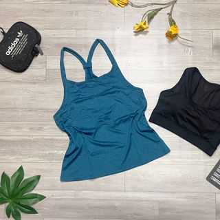 Tank nữ Chất liệu: mè Size: M L Ri: 22