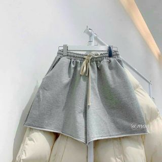 Quần đùi trơn chất thun da cá thoáng mát. Giá sỉ - giá bán buôn