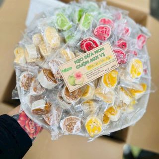 KẸO DỪA NON CUỘN BÁCH VỊ, ĐẶC SẢN BẾN TRE 500G - WINNIE HOUSE