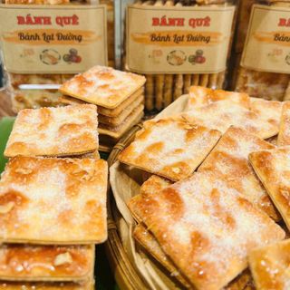 BÁNH LẠT ĐƯỜNG TUỔI THƠ: TÌM LẠI NGÀY THƠ ẤU ĐONG ĐẦY KÝ ỨC 350G -WINNIE HOUSE