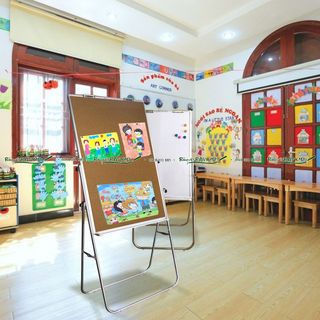 Bảng FLipchart chân inox ghim bần cho bé yêu