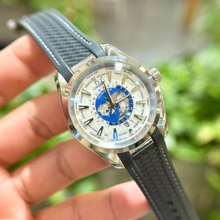 Đồng hồ nam O.m.e.ga mặt địa cầu trắng dây cao su