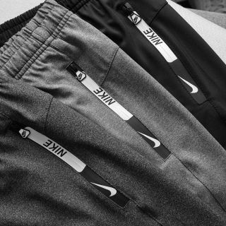 Short Nik thun poly dày dặn mịn mát , trơn láng, co giãn 4c, 3 túi khoá kéo Size : m l xl 2xl 3xl /12221 5 màu /ri 40c