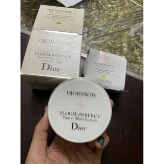 Phấn Nước DIORSNOWBloom Perfect Brightening Perfect Moist Cushion SPF50 PA+++ - tặng kèm 1 lõi