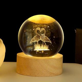 QỦA CẦU PHA LÊ chạm khắc hình đế gỗ, ĐÈN PHA LÊ dạ quang decor phòng ngủ, bàn làm việc