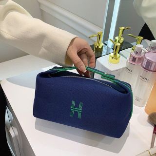 Túi trang điểm make up đựng mỹ phẩm, đựng bút.. hình chữ nhật hình (Hàng Loại 1)