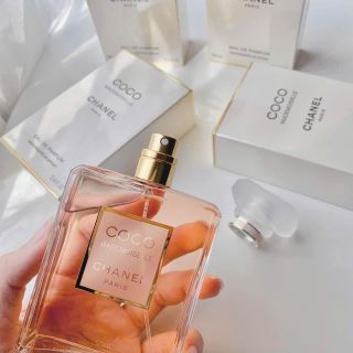 Nước hoa CoCo trắng ( Hàng giá rẻ, Rep 1:1)