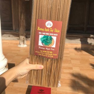 Nhang Ngải Cứu Thảo Mộc Tuệ Thiện loại 38cm