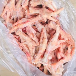 CHÂN GÀ CÓ XƯƠNG
