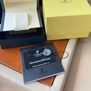 Hộp Hblot mix gỗ - da đen