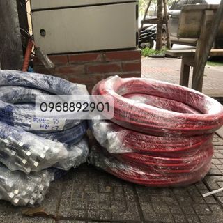 Ống Teflon Bọc Vải: Màu Xanh, Màu Đỏ