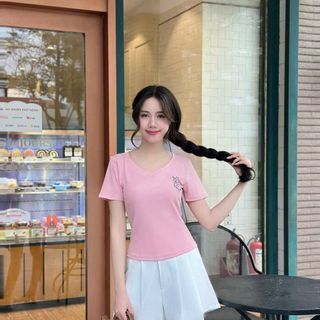 ￼Bộ Set Áo Thun Tay Ngắn Cổ Tim co giãn Minisize bigsize logo in.