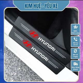 Sét 9 miếng vân carbon chống trầy xước bậc và cốp xe ( gồm 8 miếng bậc + 1 miếng cốp ) giá sỉ