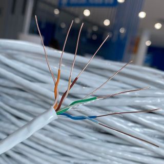 (Cuộn 305m). Cáp mạng, Dây mạng Cat5e Nasun MEDI 0111, dây màu trắng