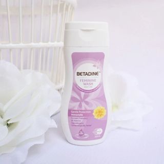 Dung Dịch Vệ Sinh Nữ BETADINE Feminine Wash Daily Use Gentle Protection Bảo Vệ Dịu Nhẹ