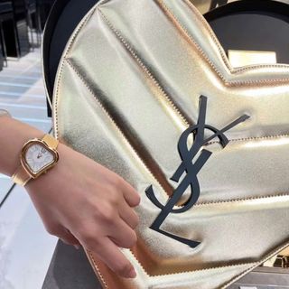 ĐỒNG HỒ NỮ CAO CẤP MỚI NHẤT YvSL DÂY DA MẶT TRÁI TIM