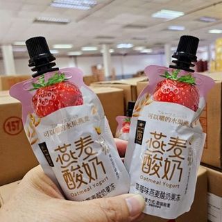 Sữa Chua Yến Mạch Vị Dâu (Thùng 6 túi x 10 chai) (Thùng)