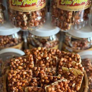 KẸO ĐẬU PHỘNG BẾN TRE: MÓN QUÀ Ý NGHĨA, ĐẬM CHẤT MIỀN TÂY 500G - WINNIE HOUSE