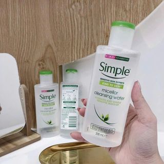 Nước Tẩy Trang Simple Kind To Skin Micellar Water-200ml