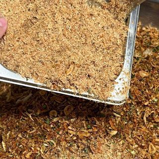 CƠM CHÁY TÔM KHÔ MẮM KẸO: ĐẬM ĐÀ HƯƠNG VỊ VIỆT 500G - WINNIE HOUSE