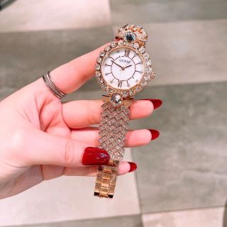 ĐỒNG HỒ NỮ THỜI TRANG GUEZZ DÂY ĐÍNH HỘT FULL DÂY