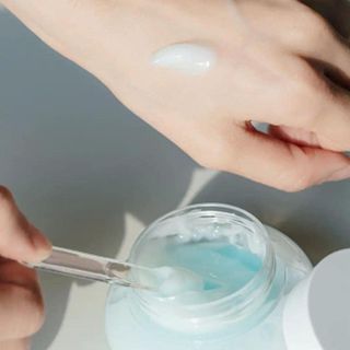 Kem dưỡng TORRIDEN DIVE IN 100ml chứa axit hyaluronic phân tử thấp làm mát dưỡng ẩm, làm dịu da 100ML