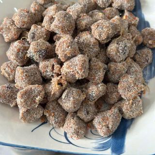 KẸO ME TẮC CAY: MÓN QUÀ VẶT TUỔI THƠ - HƯƠNG VỊ KHÓ QUÊN 500G - WINNIE HOUSE