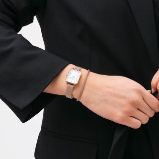 ĐỒNG HỒ NỮ CAO CẤP DANIEL W QUADRO ROMAN NUMERALS DÂY LƯỚI MẶT CHỮ NHẬT