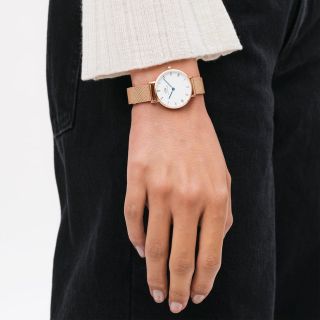 ĐỒNG HỒ NỮ CAO CẤP DANIEL W PETITE ROMAN NUMERALS DÂY LƯỚI MẶT TRÒN