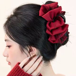Kẹp Tóc Cho Nữ Tính Khí Thanh Lịch Lông Tua Rua Cá Mập Kẹp Tóc Thời Trang