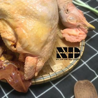 [ 2.2kg - 2.3kg/ con ] Gà ta nguyên con ( Gà đồi ) | Thịt nóng | Hàng làm sẵn sạch sẽ, tiện lợi | Thịt sạch, chất lượng | Cân ký