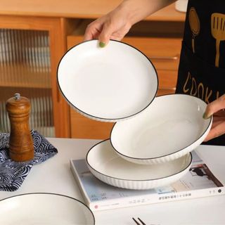 ĐĨA SỨ TRÒN 6.25 ẢO SỌC VIỀN ĐEN GL06