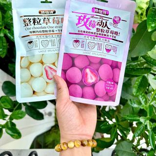 Socola bọc dâu sẵn 4 vị/ có mix