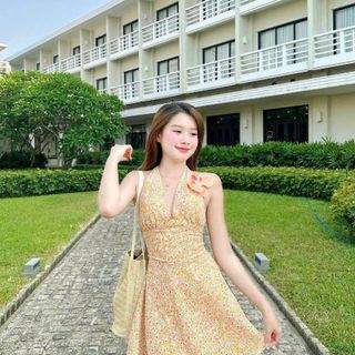 [SHOPPUMI] Đầm yếm Arthu nền hoa chất linen thô 2 màu SM Pumi 16849