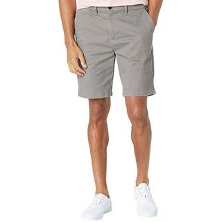Short kaki nam slimfit , chiều dài quần không qua đầu gối. Chất vải 98% cotton dày dặn đanh mịn 2% sợi Spandex co giãn thoải mái.