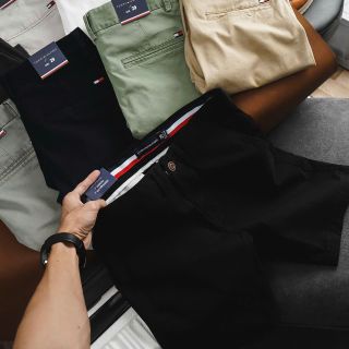 Short kaki nam slimfit , chiều dài quần không qua đầu gối. Chất vải 98% cotton dày dặn đanh mịn 2% sợi Spandex co giãn thoải mái.
