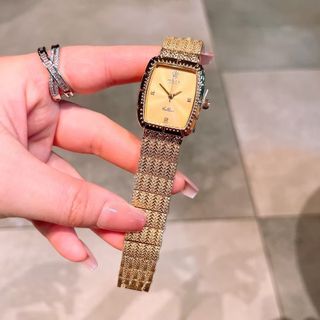 Đồng hồ rolexcs vuông mẫu mới