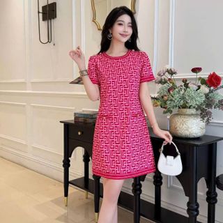 Đầm quảng châu form suông