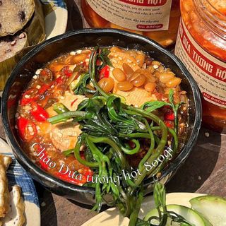 CHAO ỚT XIÊM TƯƠNG HỘT: HƯƠNG VỊ MỚI LẠ, ĐẬM ĐÀ KHÓ QUÊN 800G - WINNIE HOUSE