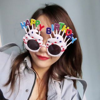 KÍNH HAPPY BIRTHDAY