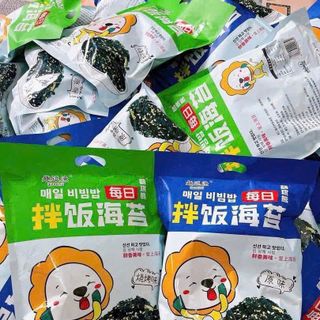 Rong biển trộn cơm
