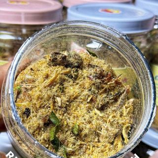 RUỐC CÁ KHÔ LÁ CHANH – NGON BÁ CHÁY, BAY NỒI CƠM 200G- WINNIE HOUSE