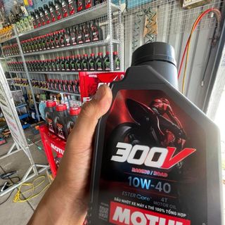 Motul 300V
