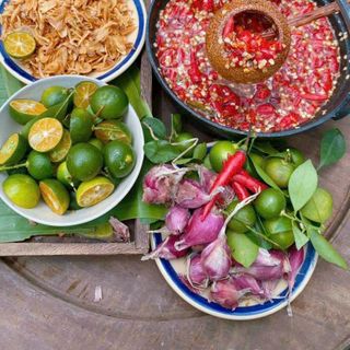BÁNH TRÁNG DẺO TẮC HÀNH PHI ỚT CAY SIÊU NGON 500G - WINNIE HOUSE